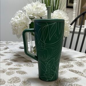 BruMate *Limited Edition* collab with Andrea Ballo 30oz Era “Grow with the flow”